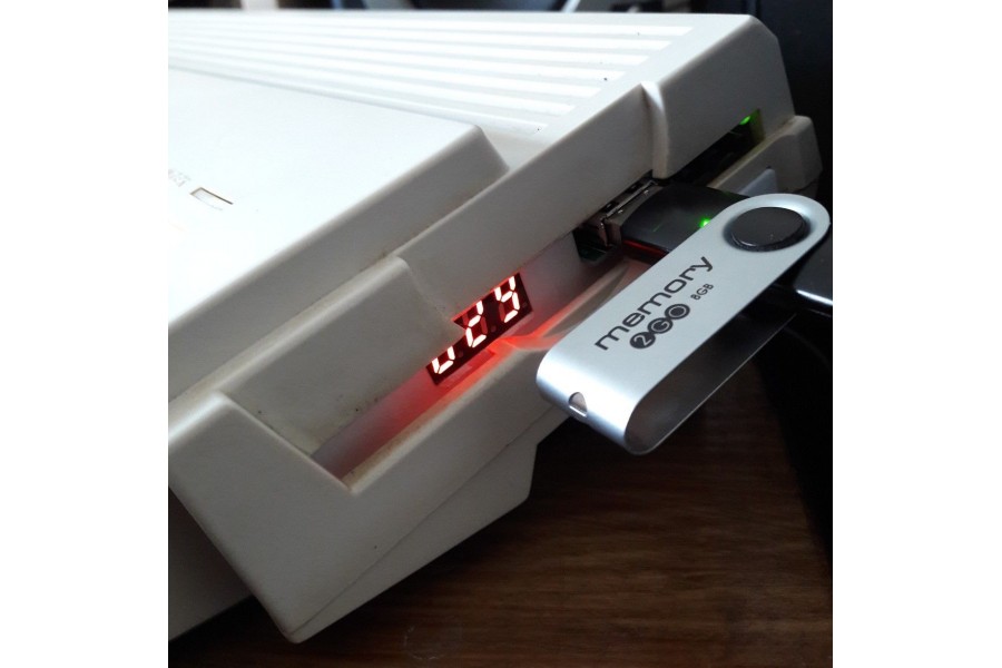 Commodore Amiga 1200 Floppy Disk Drive Emulator BRACKET MOUNT Gotek USB